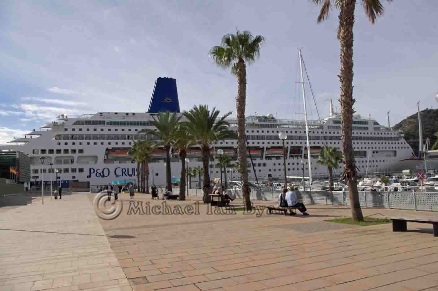 Oriana at Cartegena